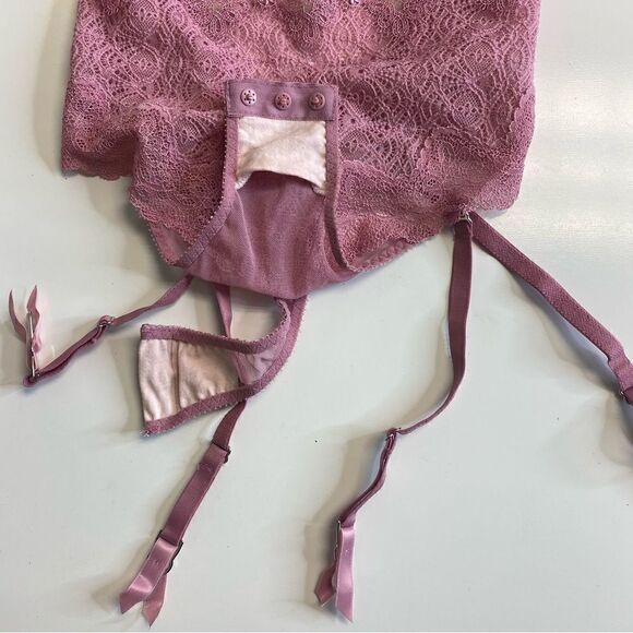 Victorias Secret High Neck Bodysuit lace 32C - Picture 11 of 14